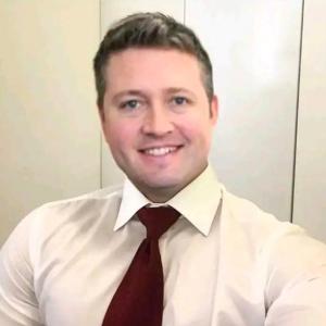 JohnsonAlexander12 spoofed photo banned on kuwait-chat.com