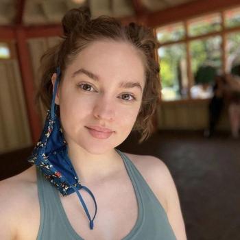 lararay spoofed photo banned on kuwait-chat.com