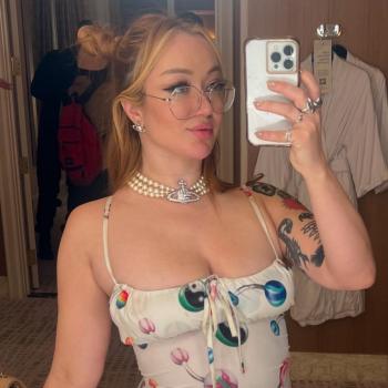 Zanab spoofed photo banned on kuwait-chat.com