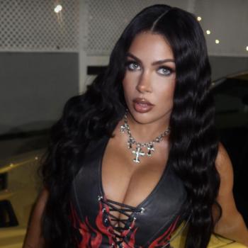 AmandaNicole spoofed photo banned on kuwait-chat.com