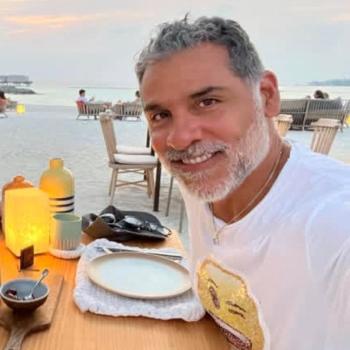 Azzam spoofed photo banned on kuwait-chat.com