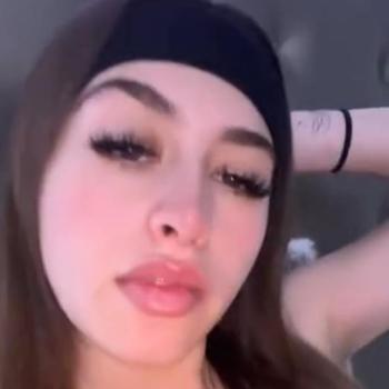Sara10000 spoofed photo banned on kuwait-chat.com
